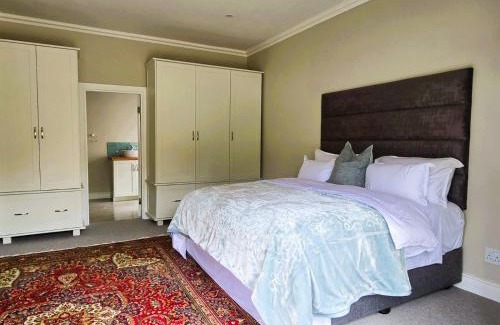 Nottingham Road House | 2 Annie's Place Rawdons Country Estate