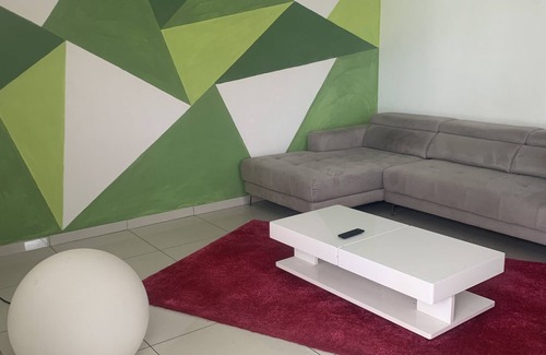 Ducos Apartment | 2 APARTMENTS IN DUCOS. On the road to the southern beaches, museum, CC, leisure. I