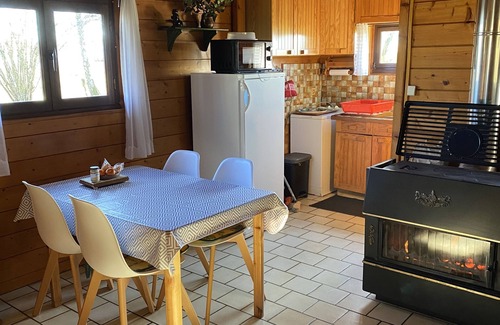 Chaume-et-Courchamp Ski Chalet | 2-bedroom house near Dijon and Beaune with 360° views of nature.