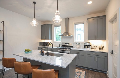 Katie Hill Neighborhood Condo | 2 Balcony Suites, Private Garage Parking, Dogs Welcome, Near Downtown