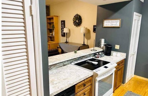 Livingston Apartment | 2 bdrm 3bath downtown apartment