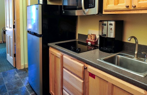 Brian Head Condo | 2 BDRM~ CEDAR BREAKS LODGE~ SKIING~HIKING~SLEDDING~BIKING~INDOOR POOL/SPA & MORE