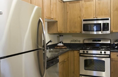Enterprise Condo | 2 BDRM CONDO~ CANCUN RESORT LAS VEGAS~ GREAT POOLS, ONSITE DINING, BAR/LOUNGE