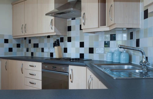 Raunds Apartment | 2 Bed, 2 Bath Apt near Wellingborough Free Parking