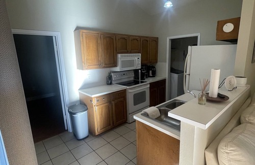 South Baton Rouge House | 2 Bed & 2 Bath townhome in the heart of Baton Rouge's hospital district.