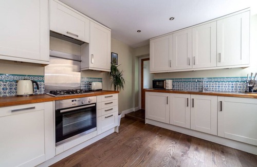 Harringay Apartment | 2 Bed Apartment in Finsbury with Garden