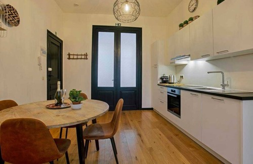 Harmonie Apartment | 2-Bed Haven with Patio in Antwerp + Free parking
