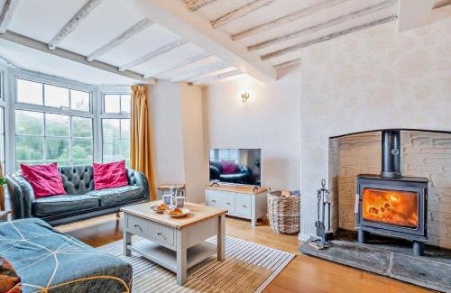 Swindon House | 2 Bed in Bishopstone 93489