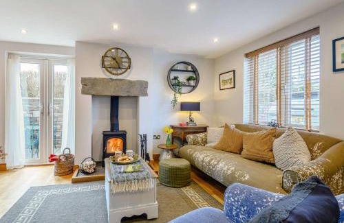 Llanfihangel Tal-y-llyn House | 2 bed in Brecon 87311