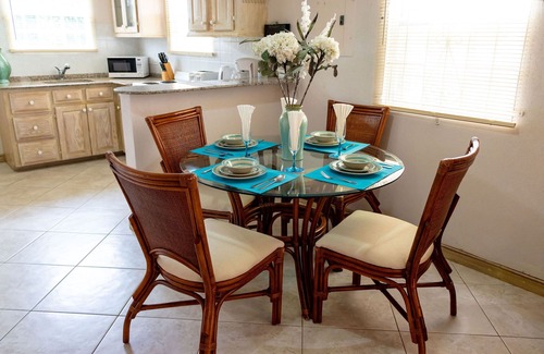 Fitts Village Villa | 2 bed luxury villa in St James, with sea view, pool & near to beach & shops
