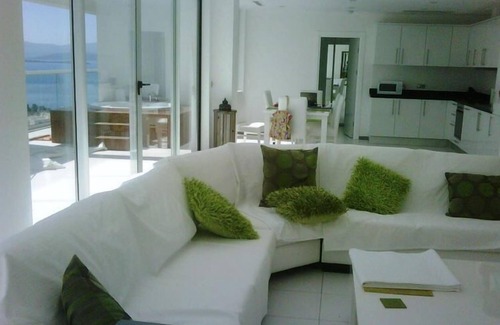 Kiyikislacik Apartment | 2 Bed Penthouse Apartment with Stunning Sea View