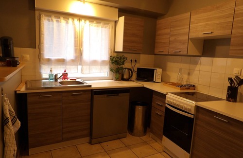 Saint-Michel-sur-Savasse Apartment | 2 bedroom house in Drôme des Collines