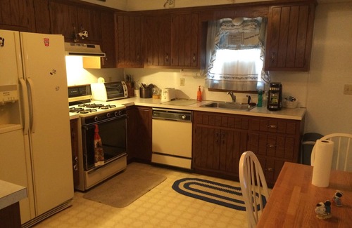 Blandburg House | 2 Bedroom 1 Bath Ranch House Within Walking Distance Of Little Juniata River.