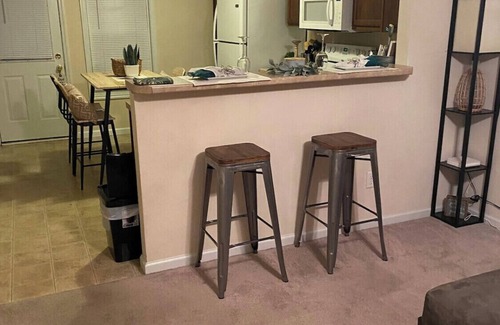 Jacksonville Condo | 2 Bedroom 2 1/2 bath Townhome close to base.
