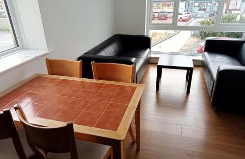 Whitehall Apartment | 2 Bedroom, 2 Bathroom Apartment
