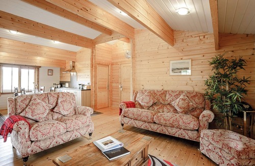 Duns Cottage | 2 bedroom accommodation in Lintlaw near Duns
