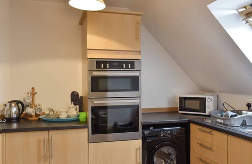 Cromarty Firth Cottage | 2 bedroom accommodation in Alness, near Invergordon