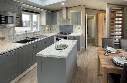Laurencekirk Ski Chalet | 2 bedroom accommodation in Laurenkirk