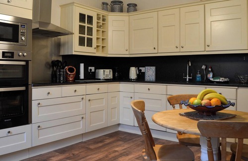 Sandyhills Cottage | 2 bedroom accommodation in Sandyhills