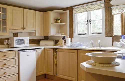 Leominster Cottage | 2 bedroom accommodation in Stoke Prior, near Leominster