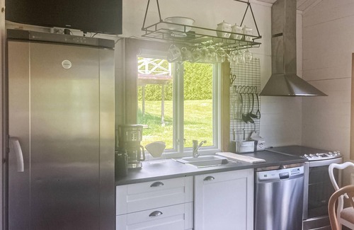 Hjorted House | 2 bedroom accommodation in Blankaholm