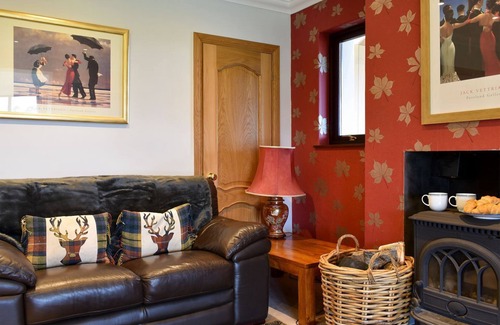 Milltimber Cottage | 2 bedroom accommodation in Milltimber, near Aberdeen