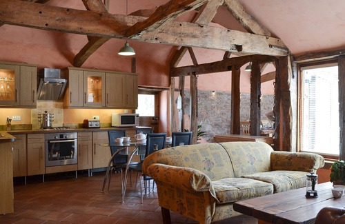 Aymestrey Cottage | 2 bedroom accommodation in Knapton Green, near Leominster