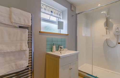 Tatton Park Cottage | 2 bedroom accommodation in Knutsford