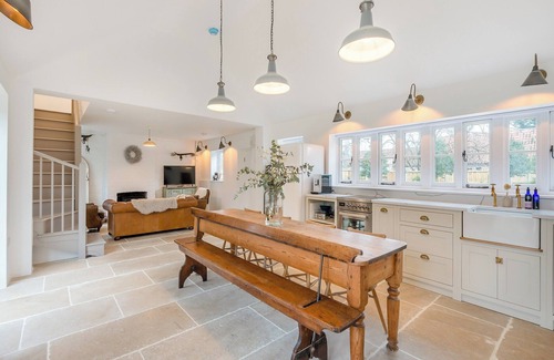 Sleaford Cottage | 2 bedroom accommodation in Howell, near Sleaford