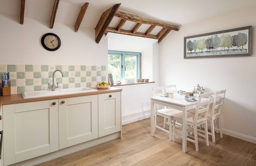 Chipping Sodbury Cottage | 2 bedroom accommodation in Old Sodbury, near Bristol