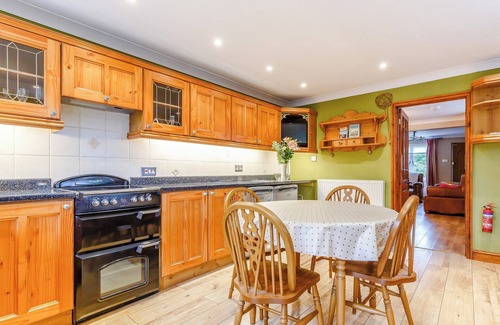 Bintree Cottage | 2 bedroom accommodation in Bintree, near Melton Constable