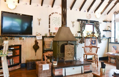 Hunspow Cottage | 2 bedroom accommodation in Scarfsferry, near Thurso