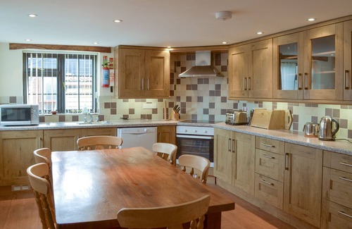 Westcott Cottage | 2 bedroom accommodation in Plymtree, near Cullompton