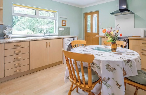 Bonar Bridge Cottage | 2 bedroom accommodation in Bonar Bridge, near Lairg