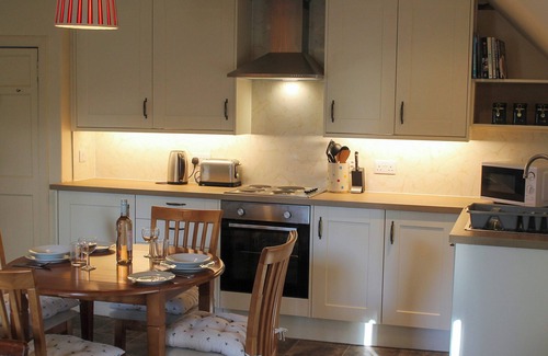 Forfar Cottage | 2 bedroom accommodation in Pitscandly, near Forfar