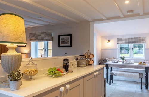 Hopton Cottage | 2 bedroom accommodation in Norton Subcourse, near Norwich