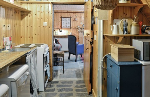 Banff Cottage | 2 bedroom accommodation in Crovie, Gardenstown