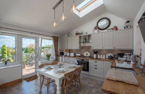 Fence Cottage | 2 bedroom accommodation in Fence, near Burnley