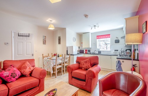 Great Hatfield Cottage | 2 bedroom accommodation in Great Hatfield, near Hornsea