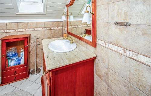 Vestnes Apartment | 2 Bedroom Amazing Apartment In Vestnes