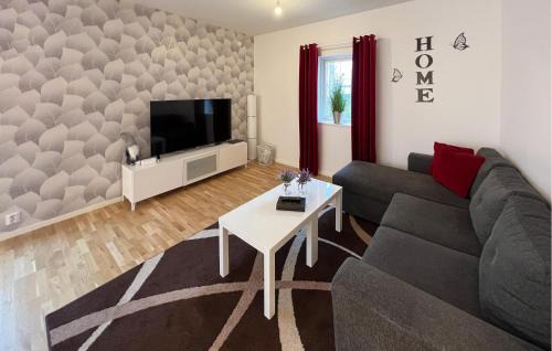 Fylsta House | 2 Bedroom Amazing Home In Kumla