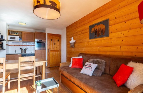 Pla d'Adet Apartment | 2-bedroom apartment at the slopes, 4 guests, heated pool