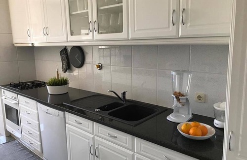 Gulpilhares Apartment | 2 bedroom apartment in front of the beach of Miramar (Mr. da Pedra)