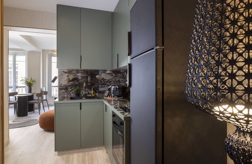 Quartier de la Place-Vendome Condo | 2 bedroom apartement view on Saint-Honoré - 53m2