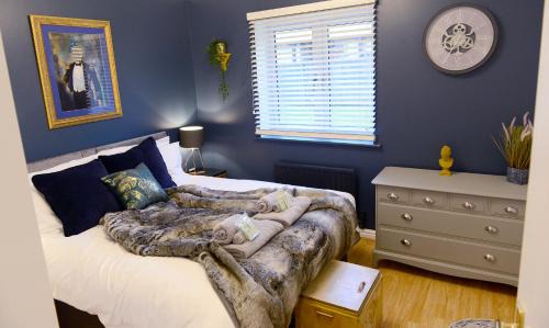 Stuppington Apartment | 2 Bedroom Apartment - Contractors, Crew, Group, Family