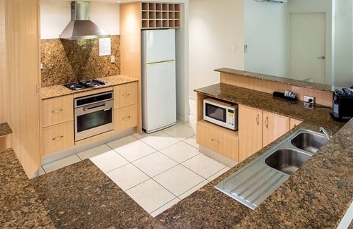 Cairns North Apartment | 2 Bedroom Apartment(Home Two Bedroom -2 nights)