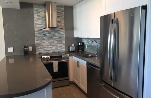 Mid Beach Condo | 2 Bedroom apartment 2 bath