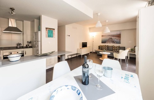 La Latina Apartment | 2 bedroom apartment with wifi