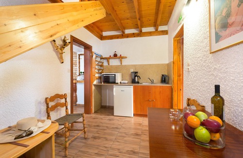 Kolymbia House | 2 Bedroom apt with private terrace