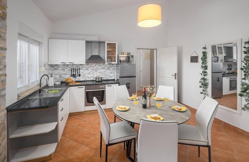 Montizana House | 2 bedroom awesome home in Porec
